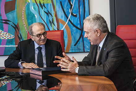 Il Professor Giovanni Puglisi con Mario Lubetkin, Director of Corporate Communication FAO