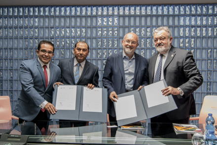 La cerimonia di firma della lettera di intenti tra IULM e Governo dello Yucatan