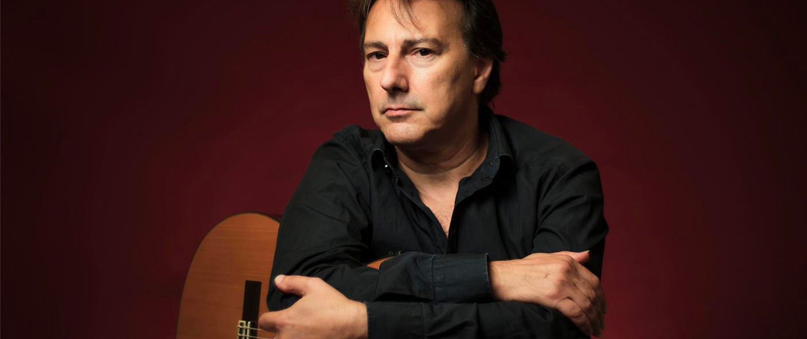A lecture-concert by singer-songwriter Pippo Pollina