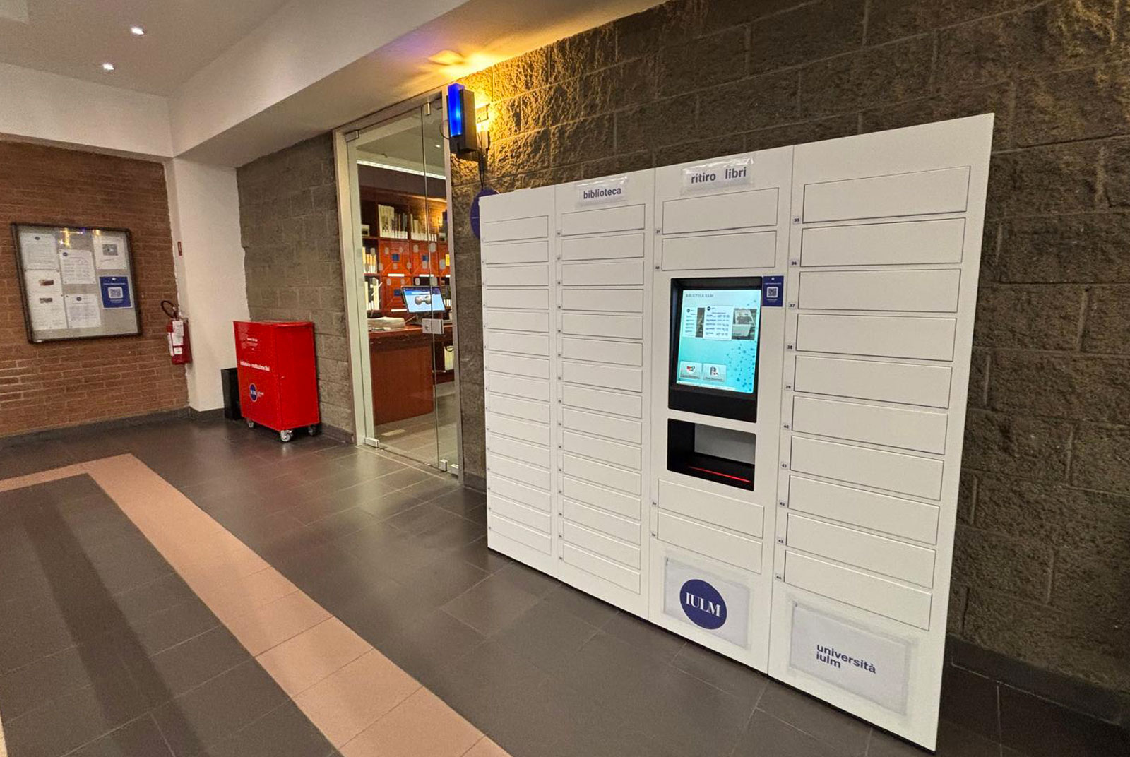 IULM Library: new book locker pickup service active