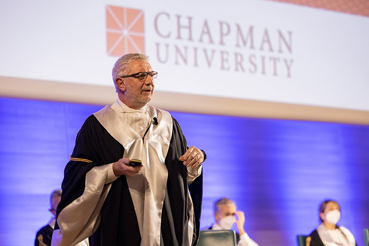 9.  Prof. Daniele C. Struppa, President of Chapman University "Prospettive di infinito"