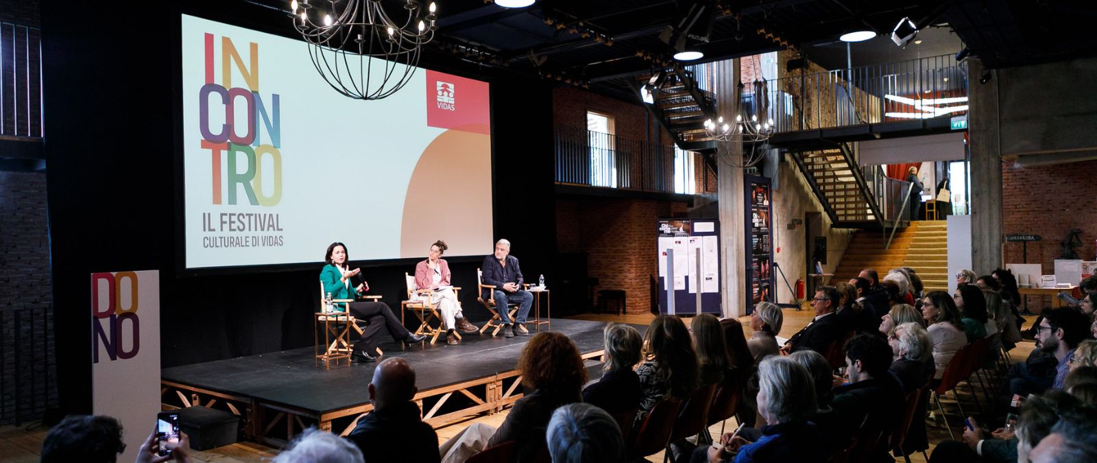 L'arte della cura: il progetto IULM con VIDAS al Festival INCONTRO al Teatro Franco Parenti